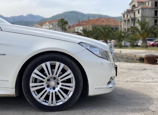 Mercedes Benz Cabriolet 2