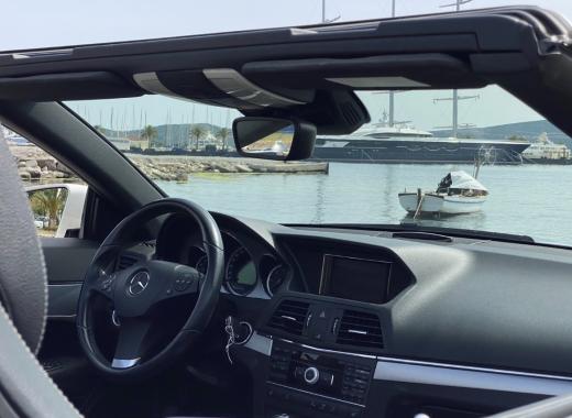 Mercedes Benz Cabriolet 2