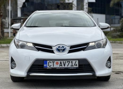Toyota Auris 2