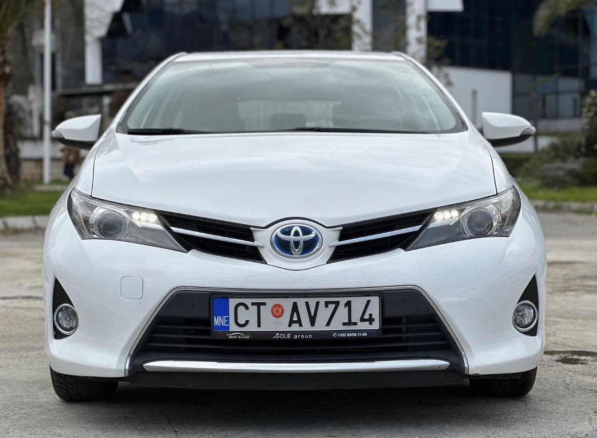 Toyota Auris 2