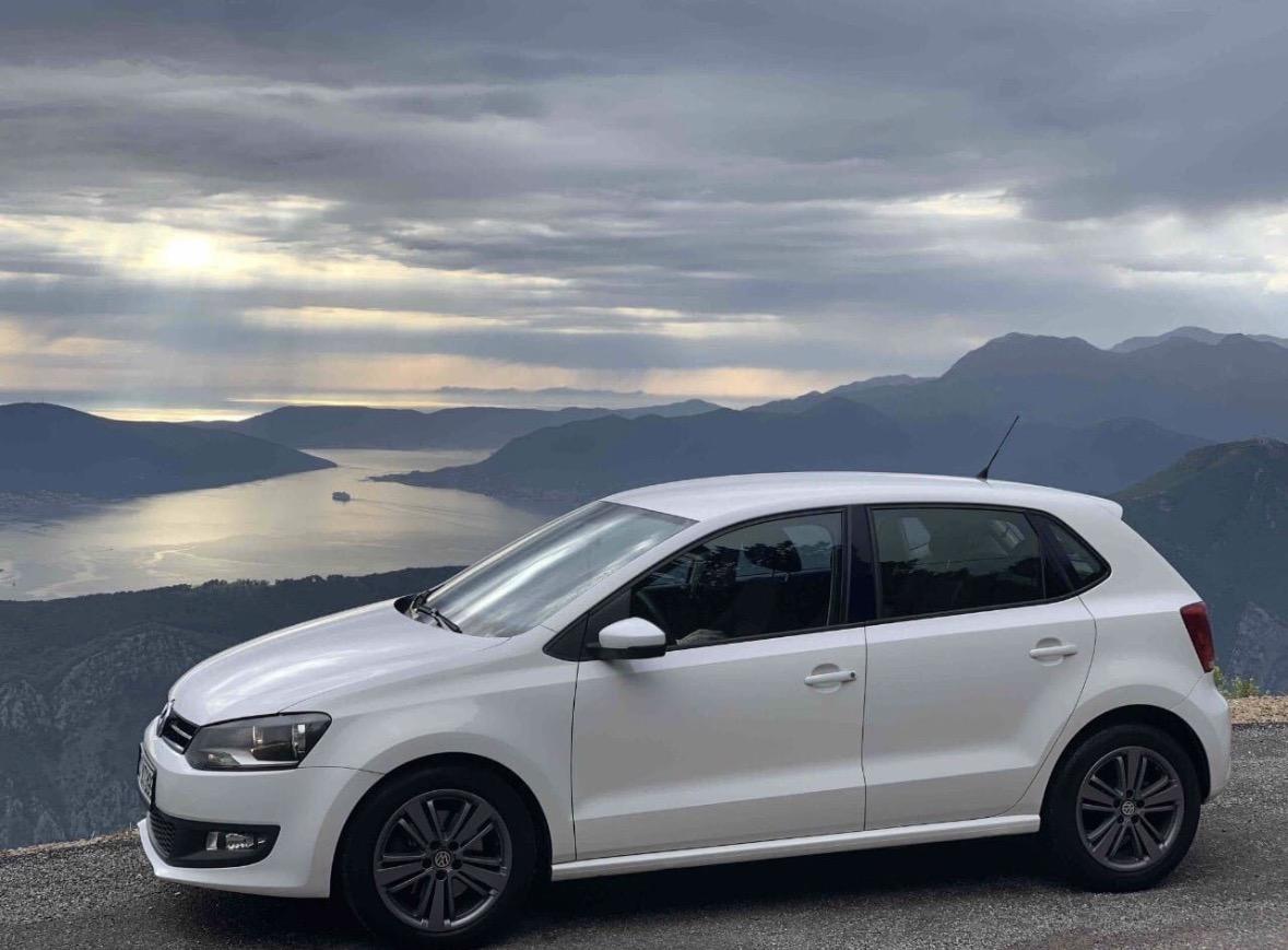 Volkswagen Polo 2